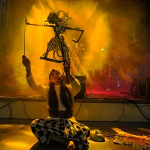 Seni Wayang Kulit by Arca TataSawara