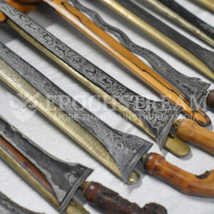 Pusaka Nusantara - Eksotika Keris di Panggung Kreatif FMIX - Anom Harya - SHOP by EPOCHSTREAM